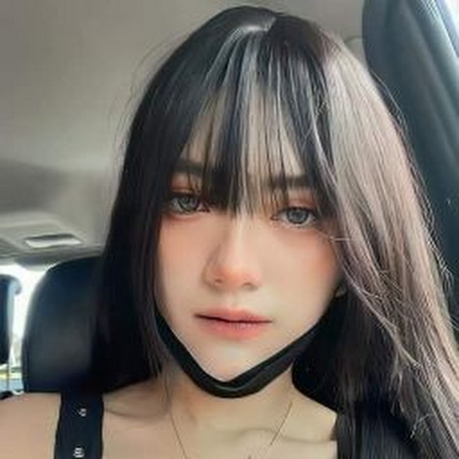 Selfie pictures with Araki