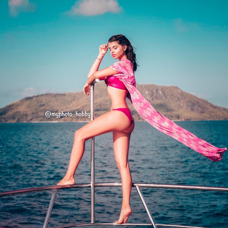 Aliana Ustinenko Nude