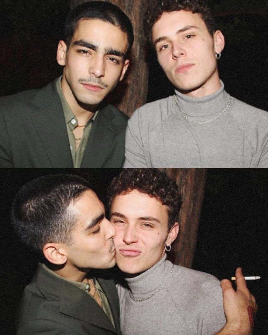 The elite Aron is crying