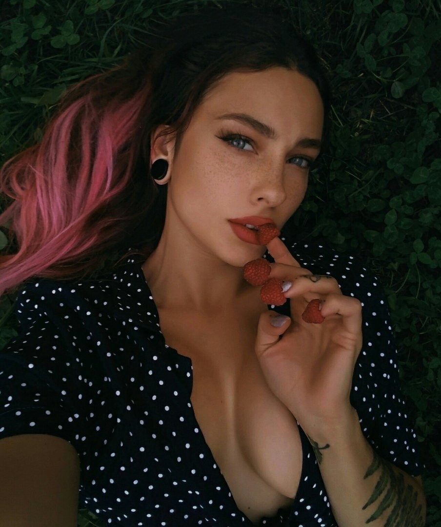 Anna Pokrovskaya drain