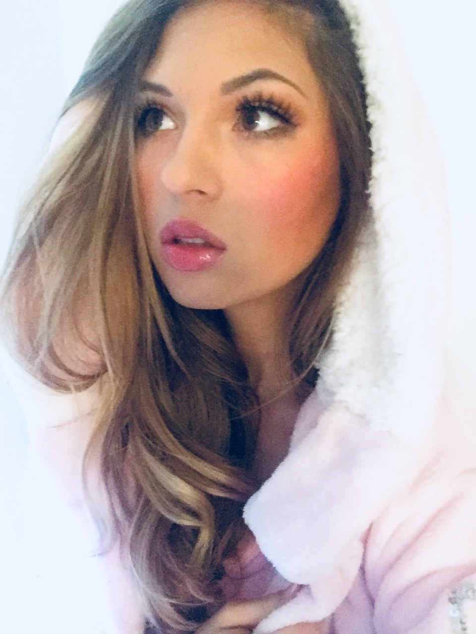 Cleaned faces Anna Blossom