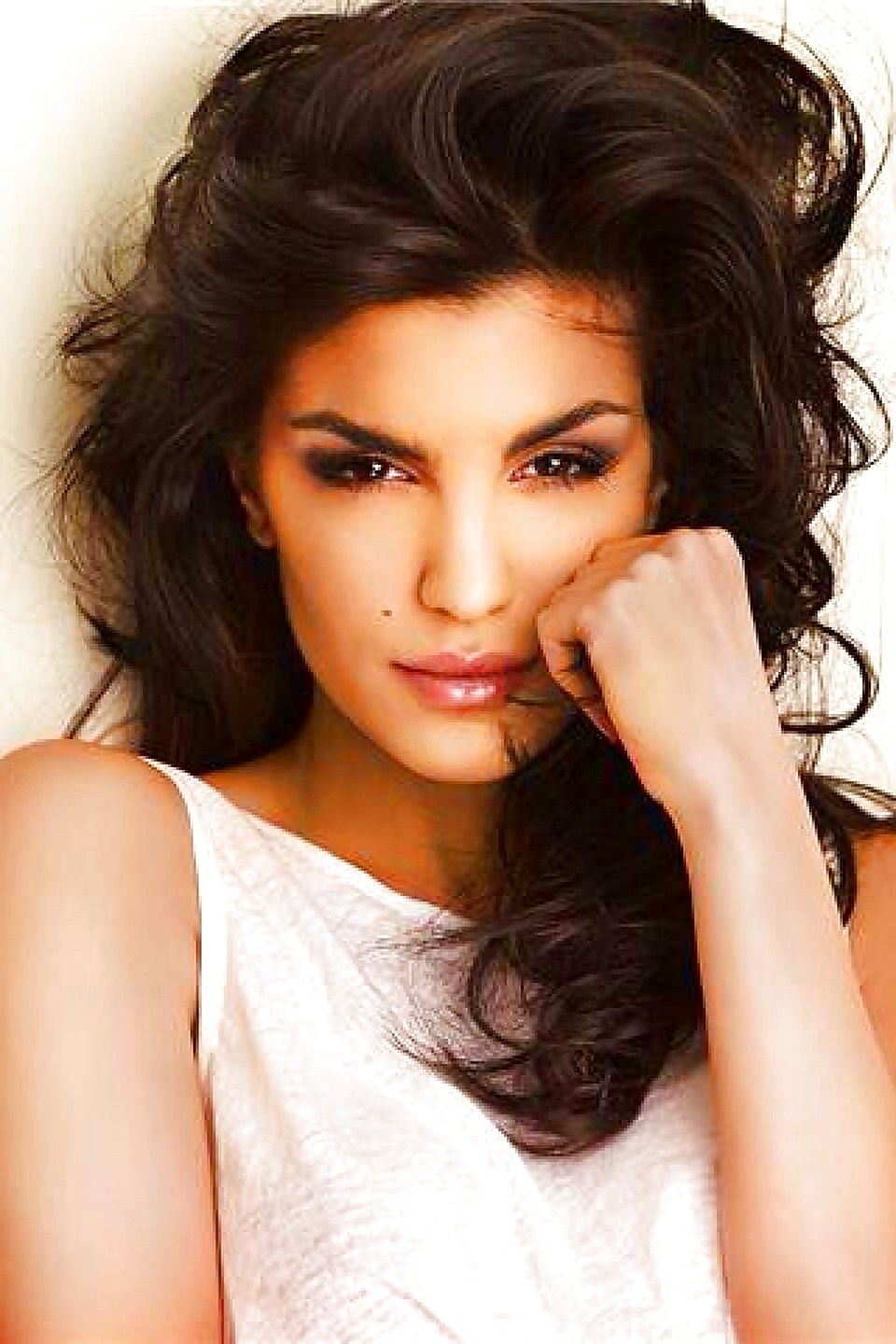 Aylar Dianati (60 photos)