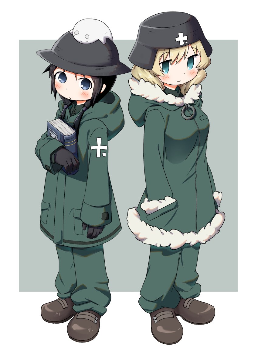 Girls Last Tour (52 photos)
