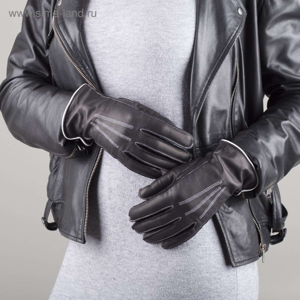 Stylish gloves for women