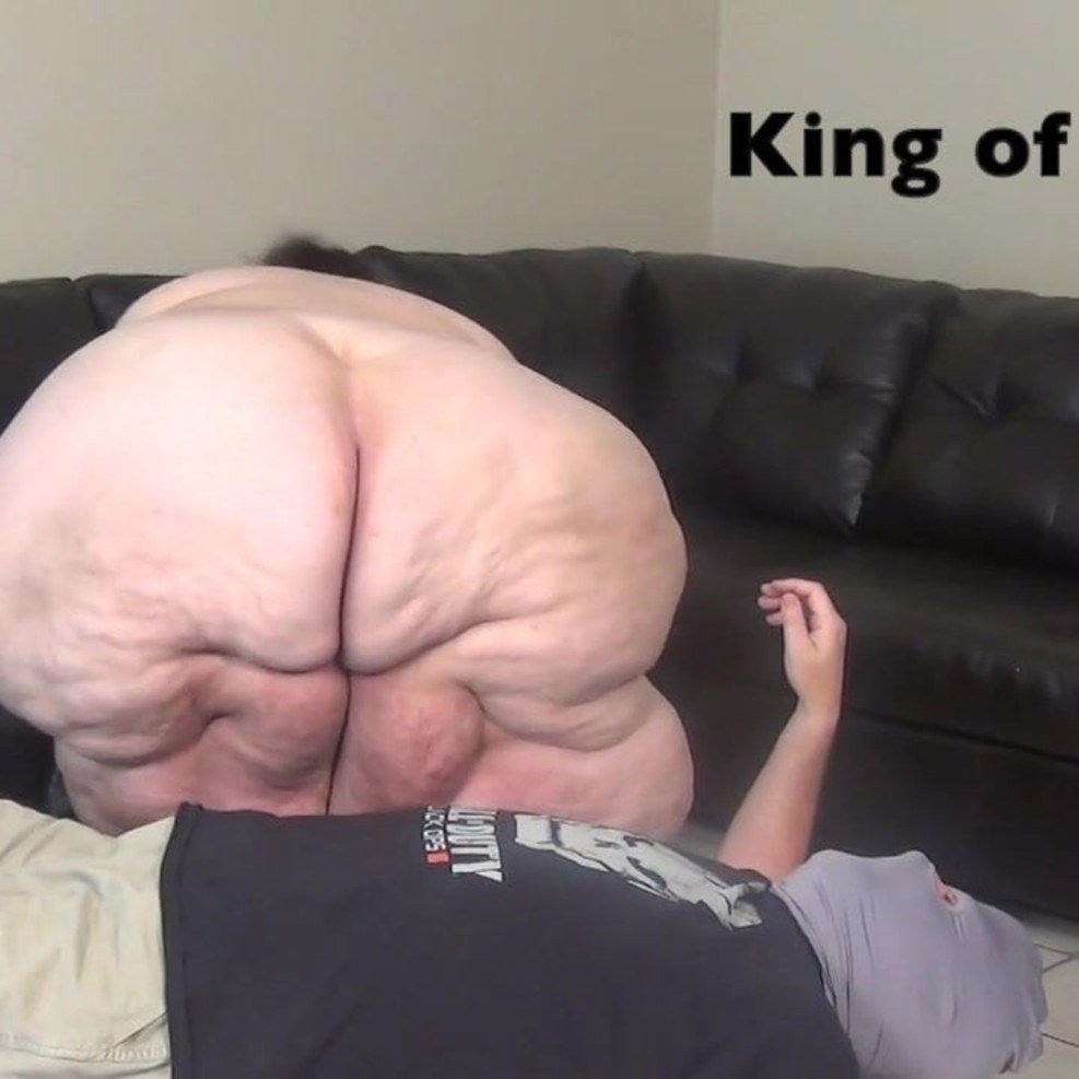 SSBBW Feyssitting struggle