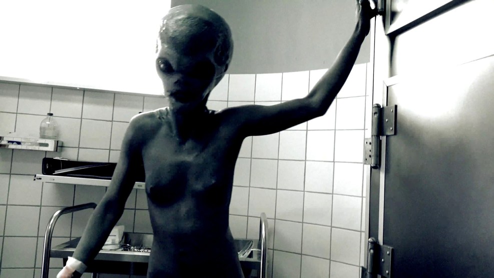 Sexy photo incident Camono