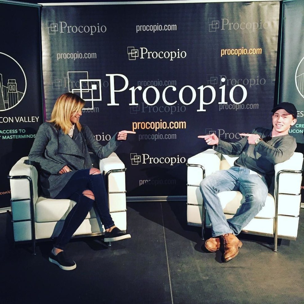 Julia Abrams fashion model