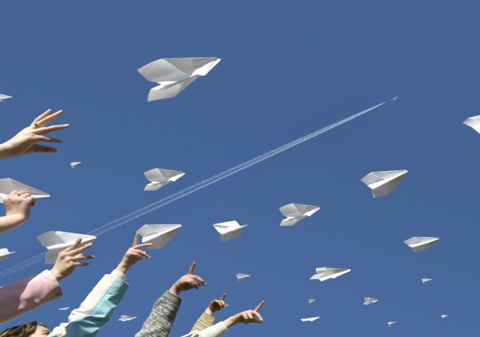 Day starting paper aircraft