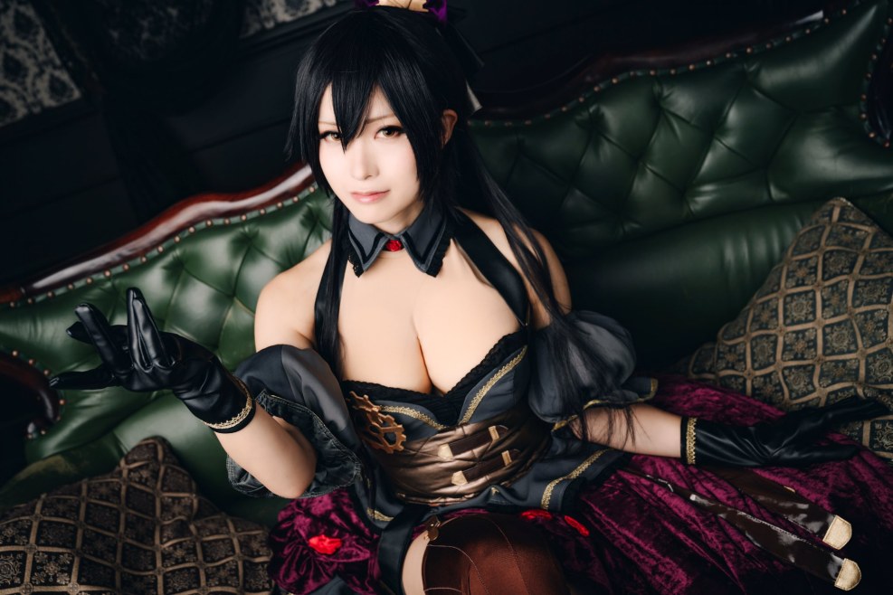 Ely Cosplay on the desktop