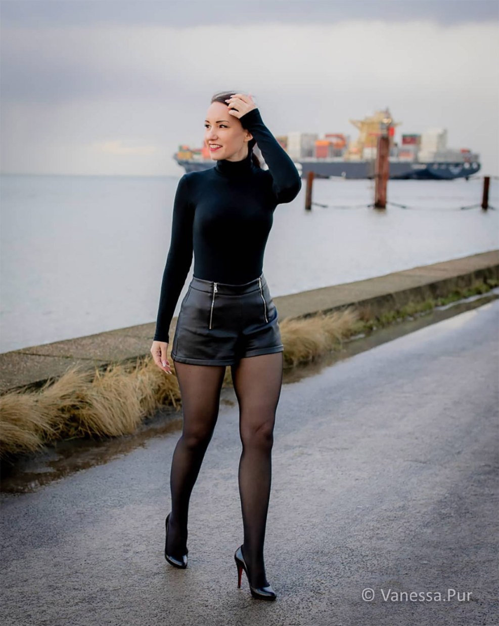 Vanessa Pur in Nizhny