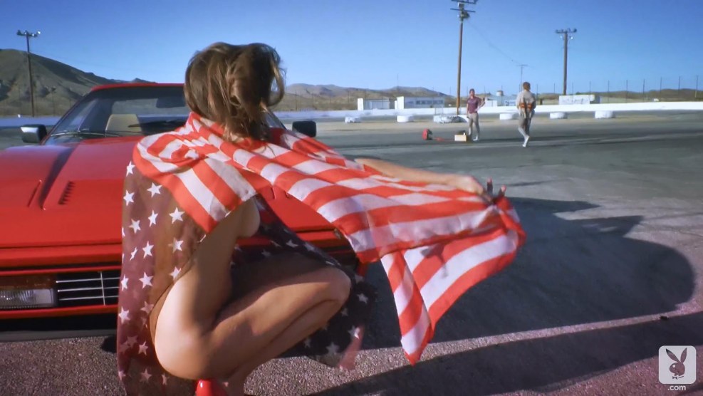 Miss Alice 94 Selfies