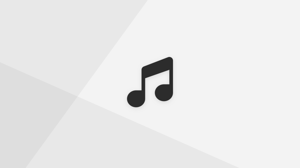 Corgi with tail and without tail