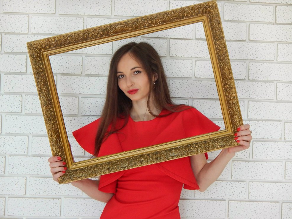 Julia Kölner Dontkillmyvibe