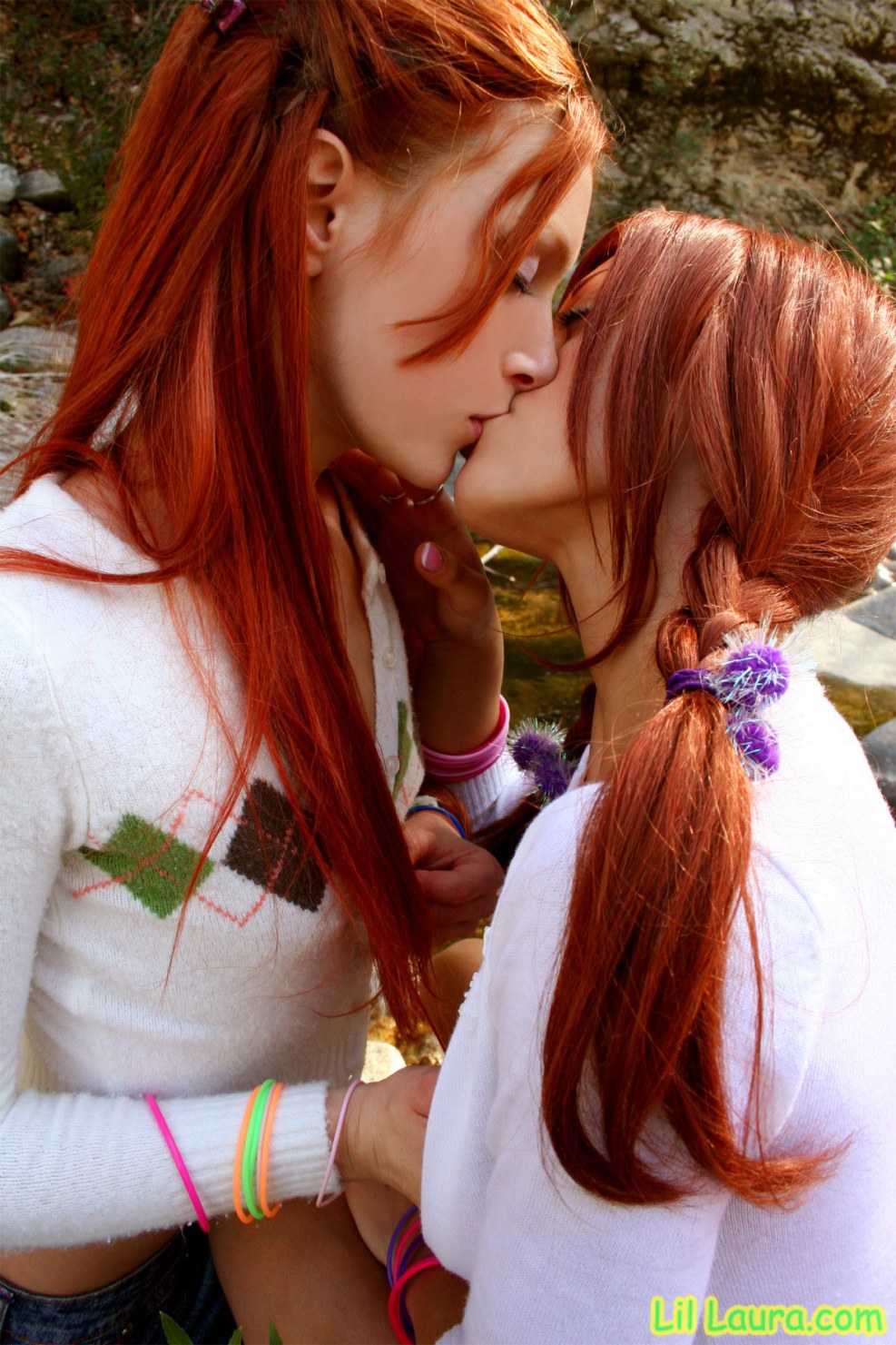 Naked red cuties of lezba