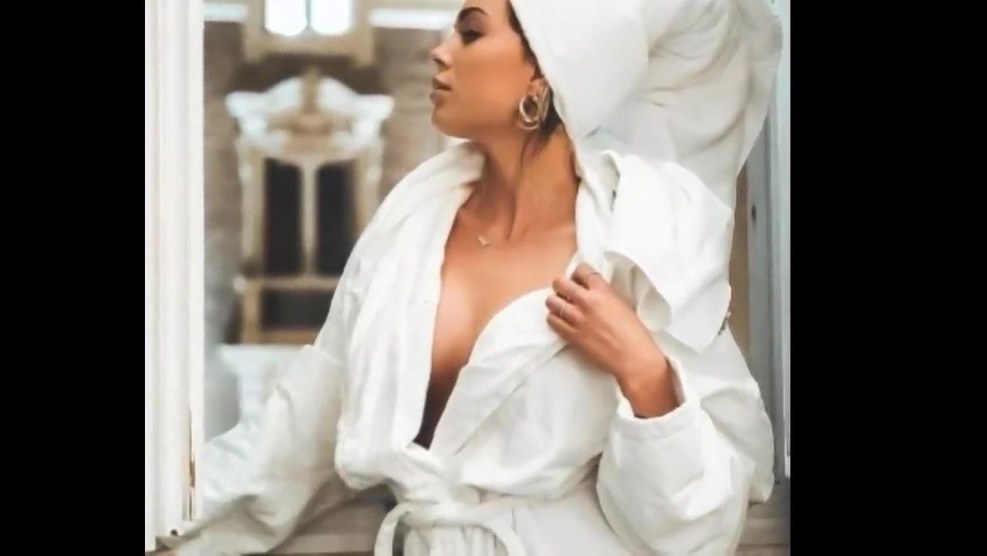 Jexxxica Blake, Dominic Pacifico, Arielle Aquinas - Fucking The Hot Roomate