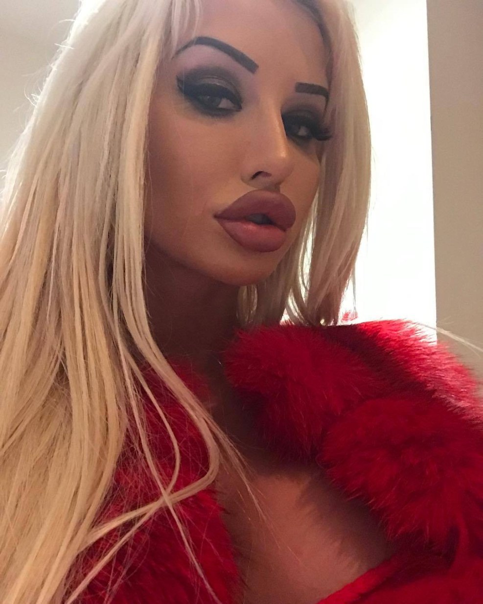 The goddess of water art is warlike