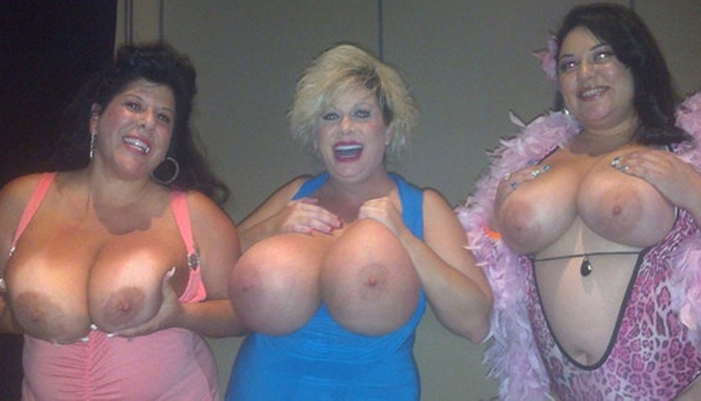 Mega Busty Carol Foxx Ass