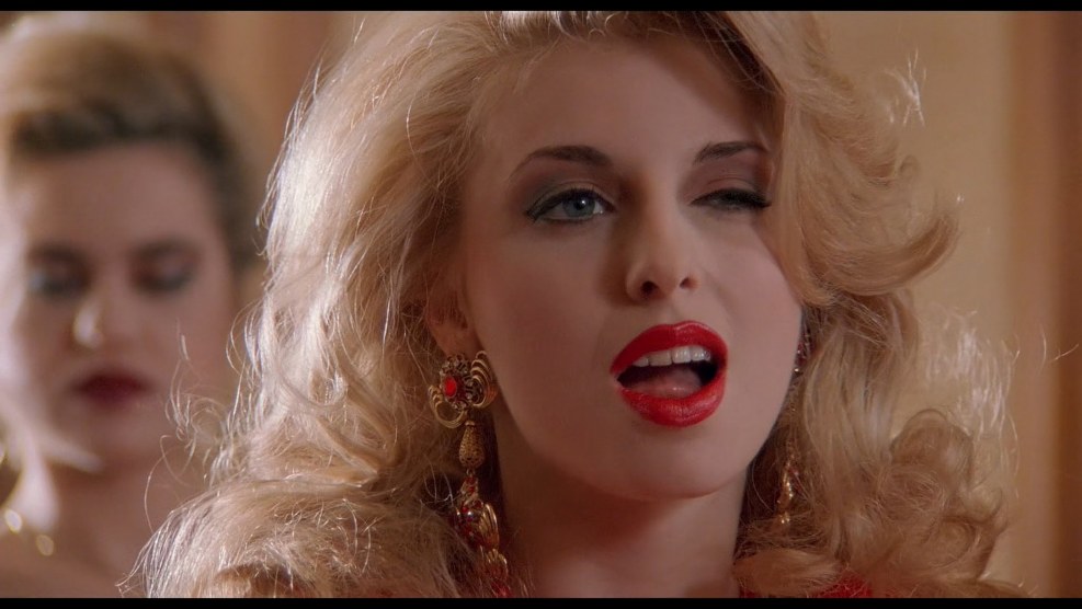 Erica Eleniac Sexy legs