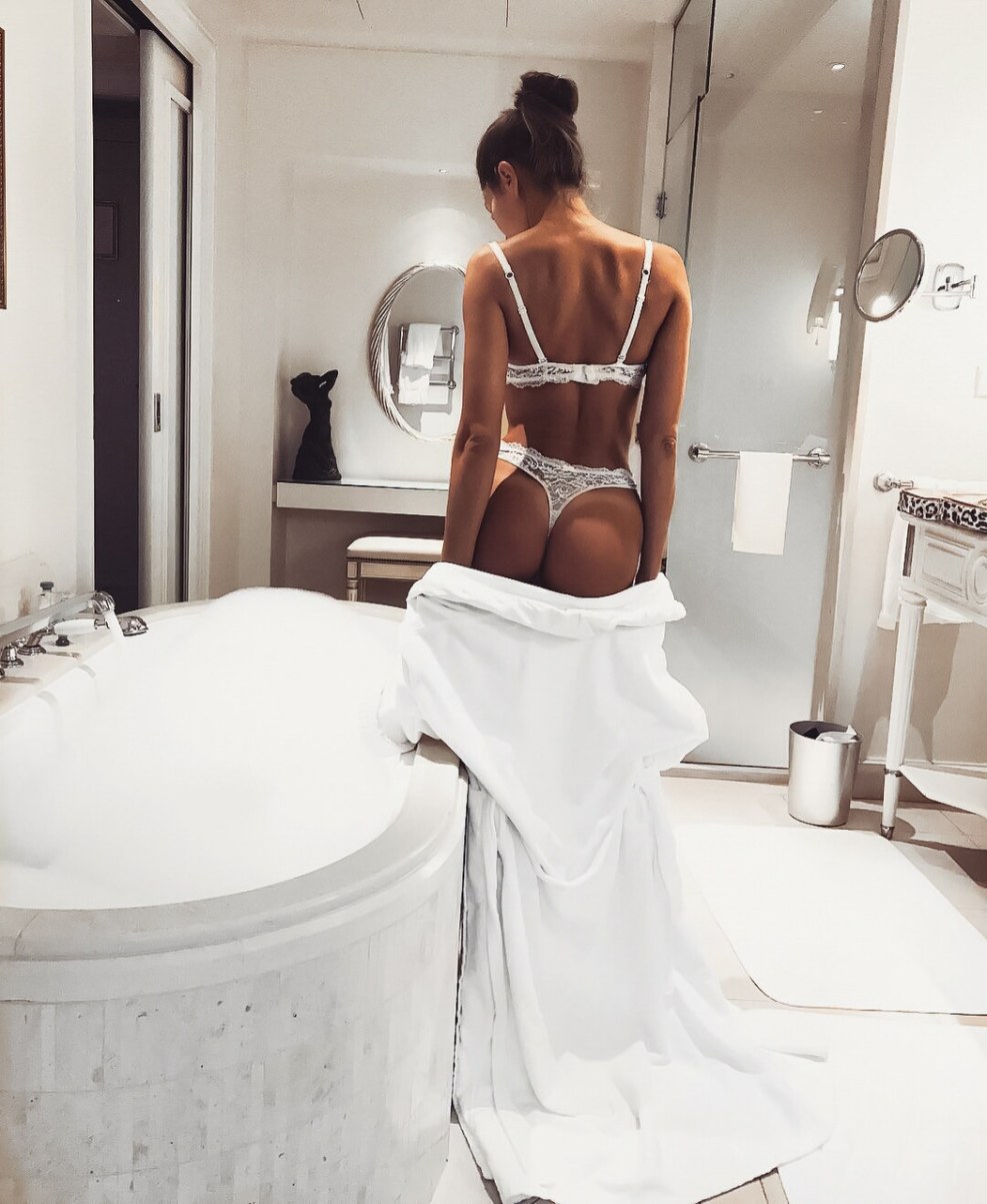 Model Monika Pietrasinska