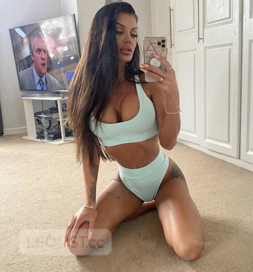 Helene Ruth van Winkle swimsuit