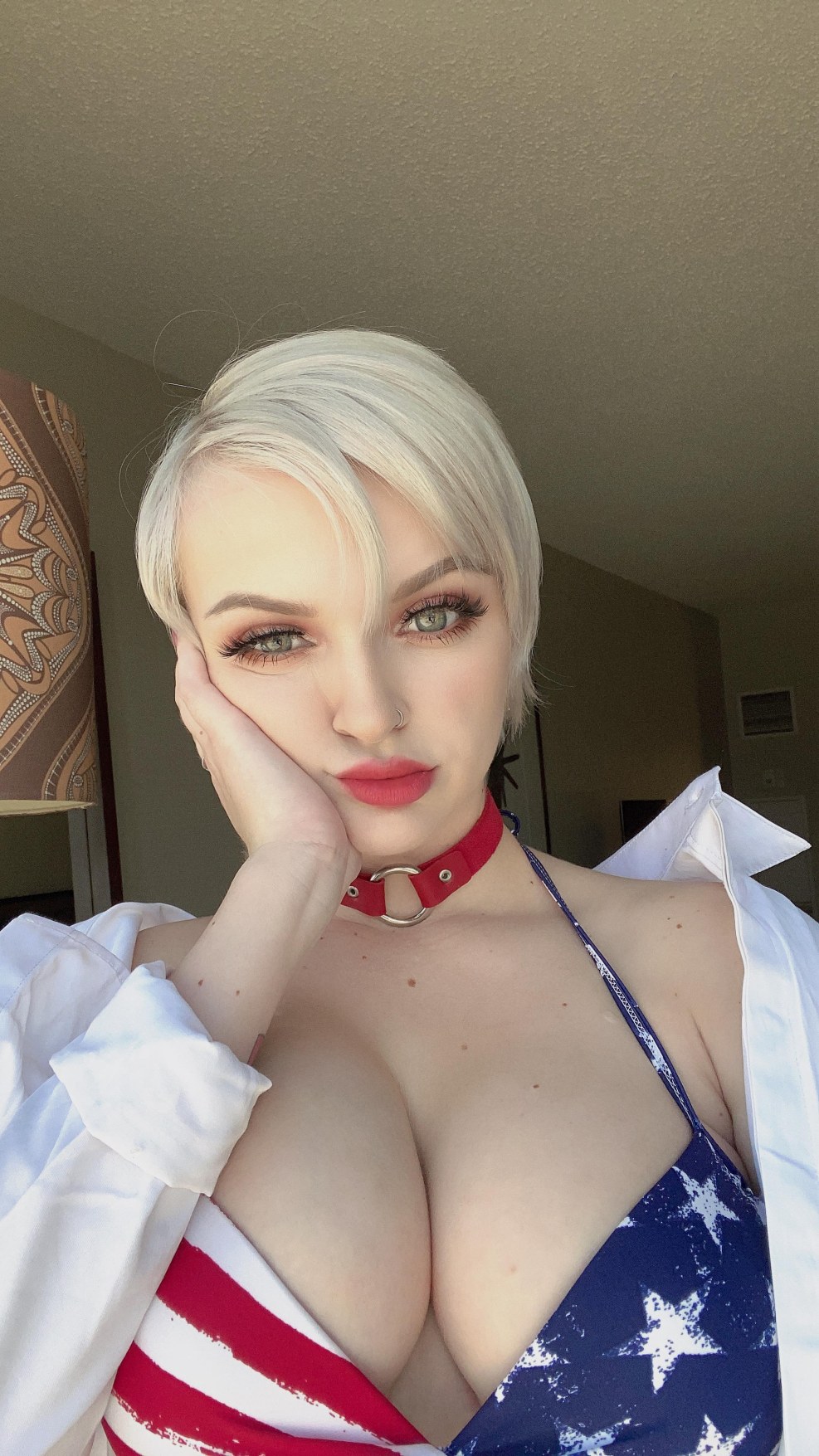 Peachjars cosplay Gwen