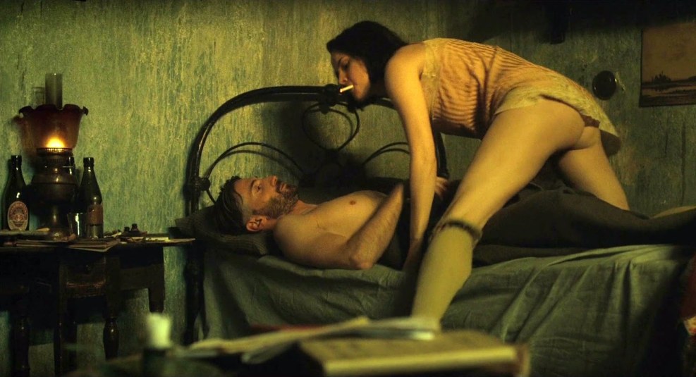 Erotic scenes from sharp visors