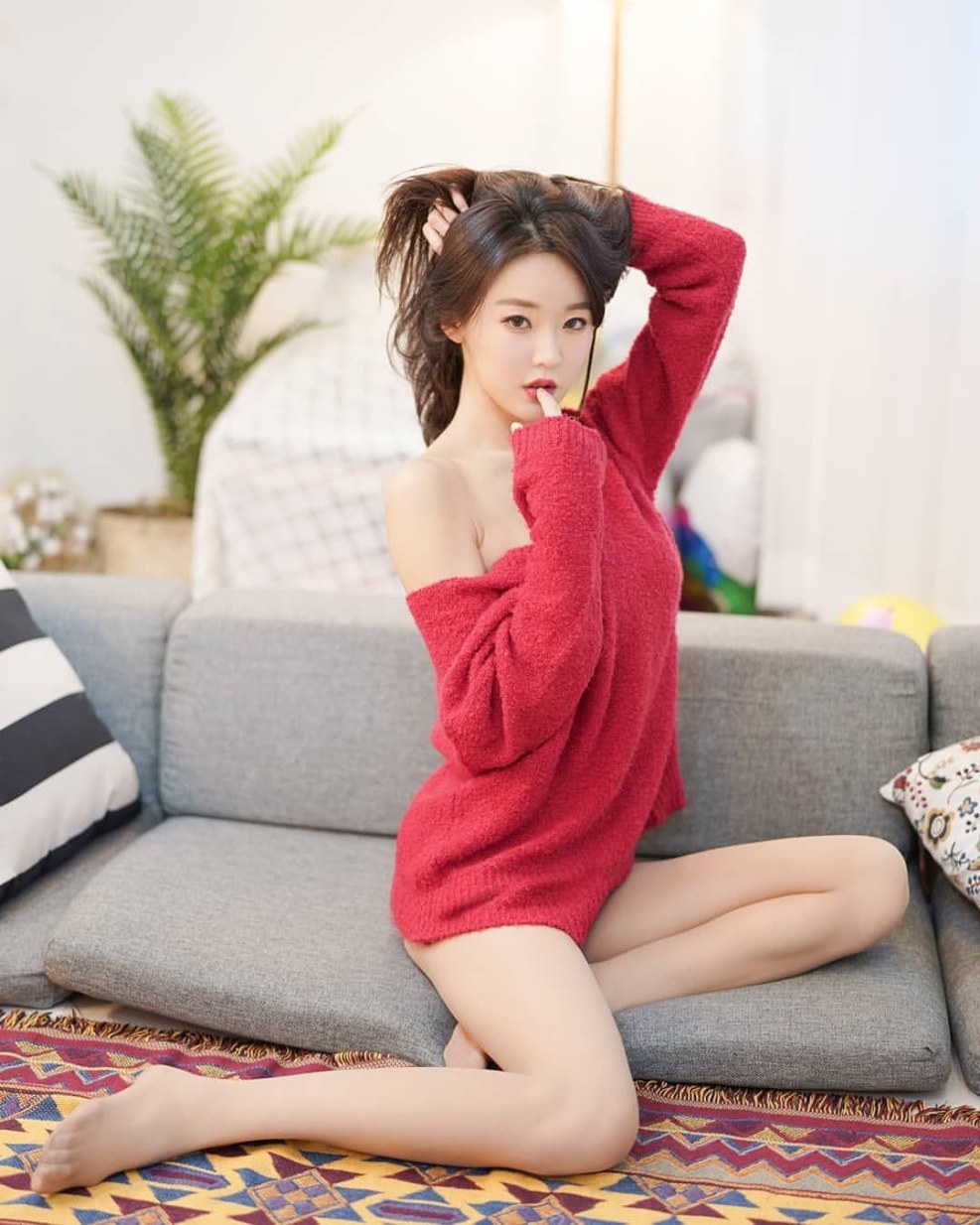 Korean Teenagers Illustrate