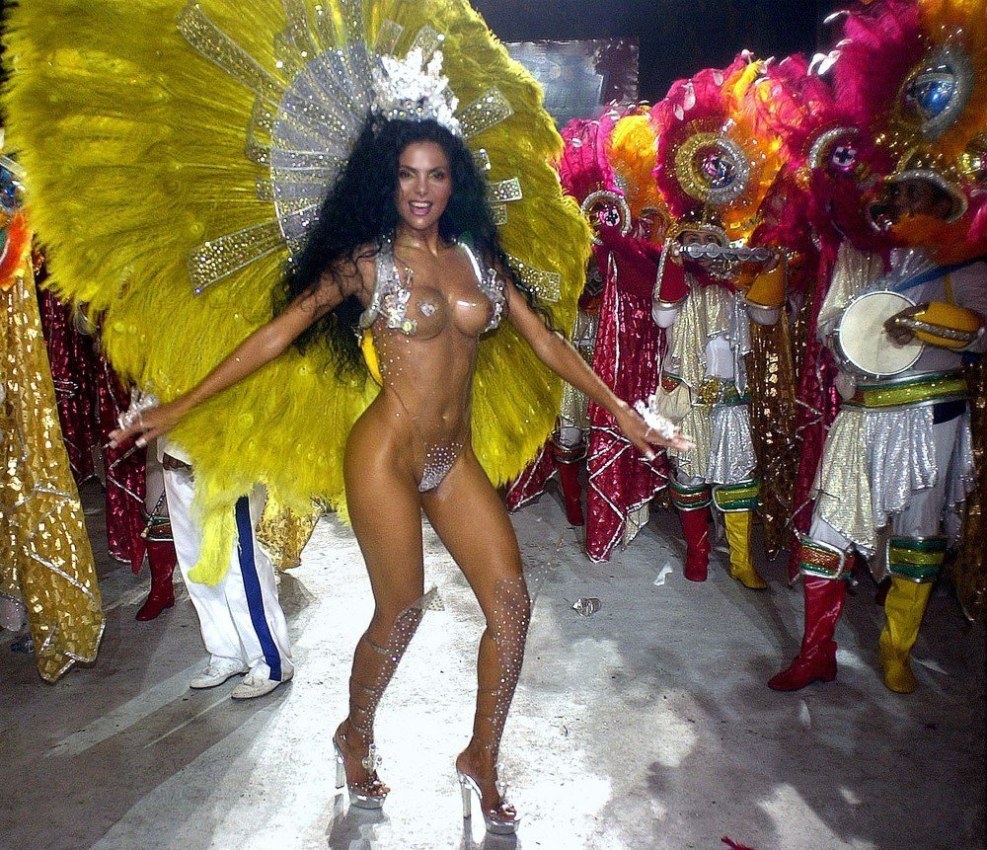 Carnival in Rio de Janeiro naked