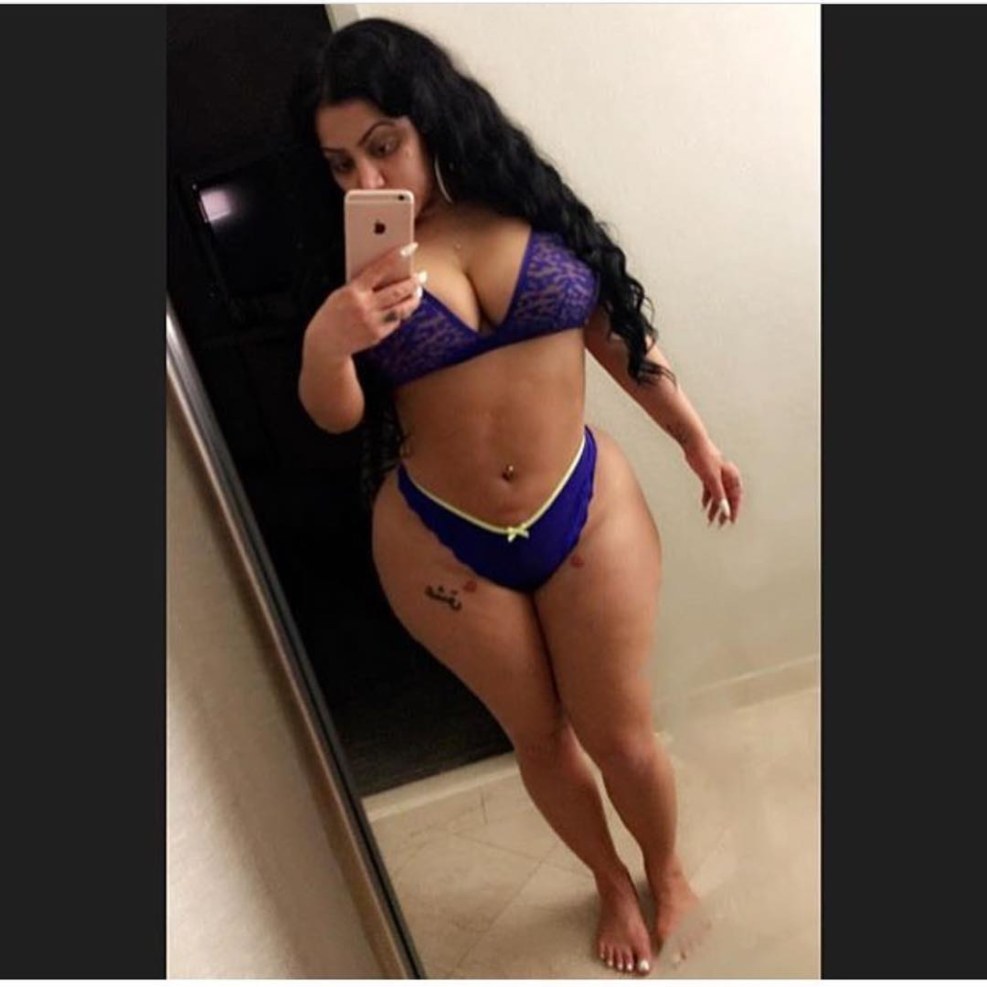 Maria Perez in jeans