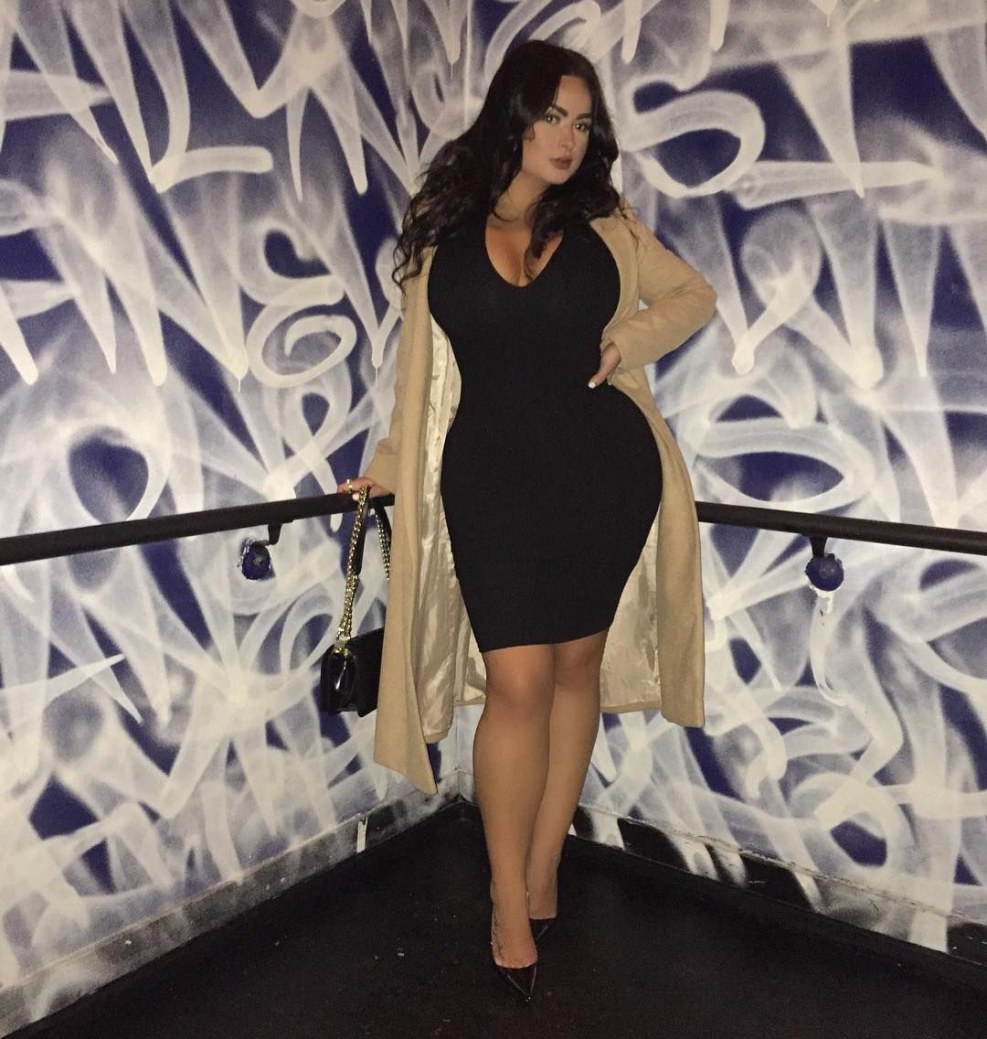 Maya Van de Wiel with a big booty