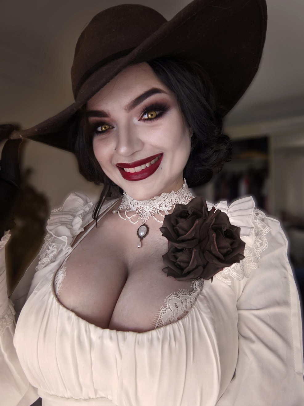 Resident Evil Village Lady Dimitrescu Cosplay 18