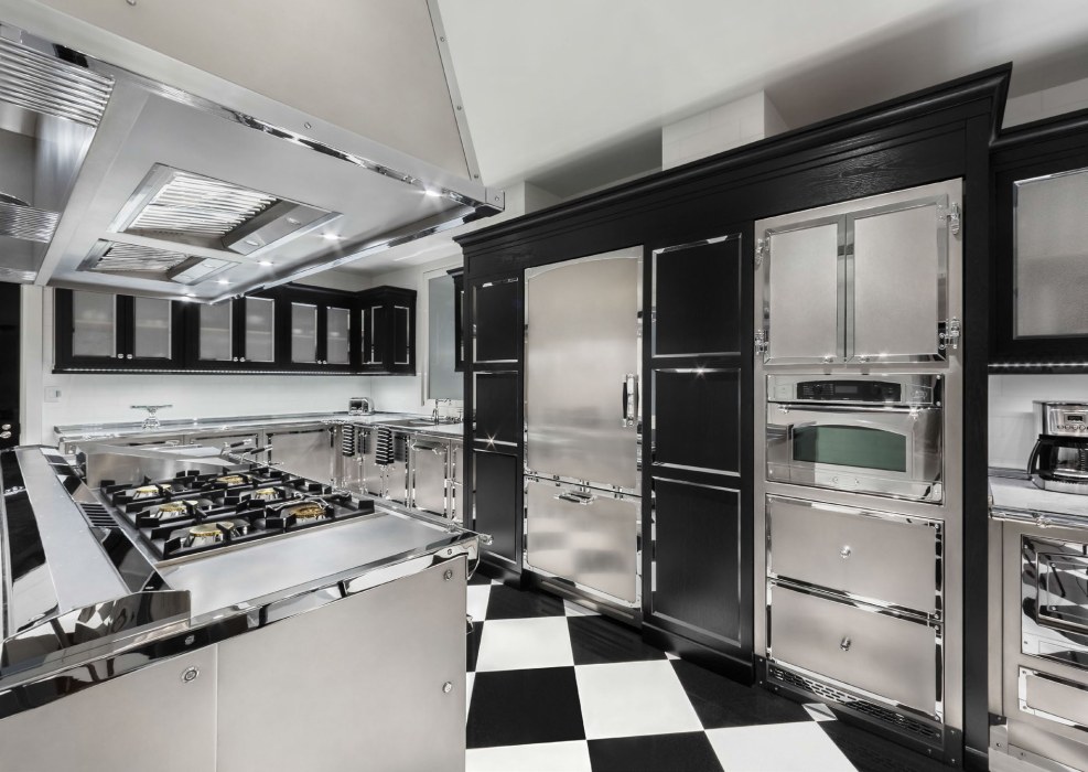 A separate refrigerator in a niche