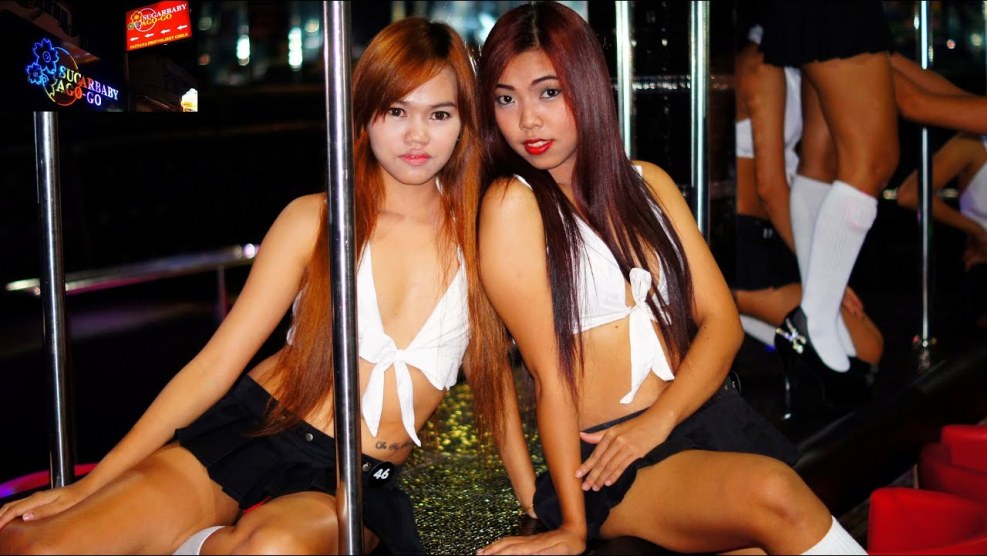 Pattaya Volking Street Lady Battle
