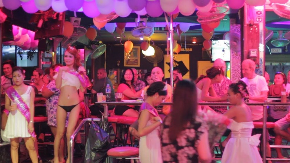 Walking Street Pattaya Go Go bar