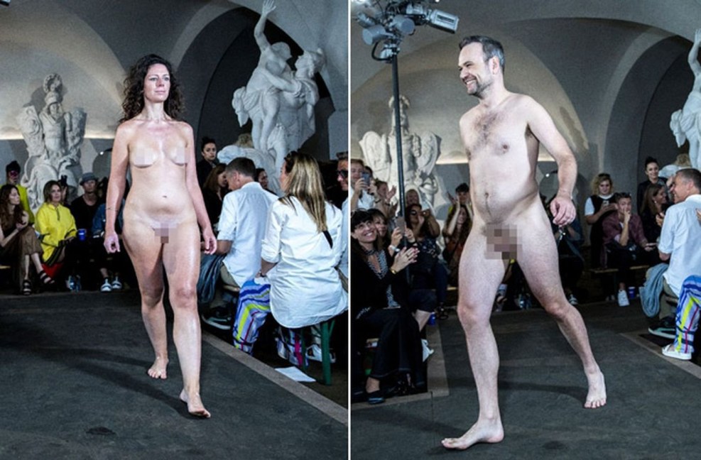 Alejandra guilmant naked on the catwalk