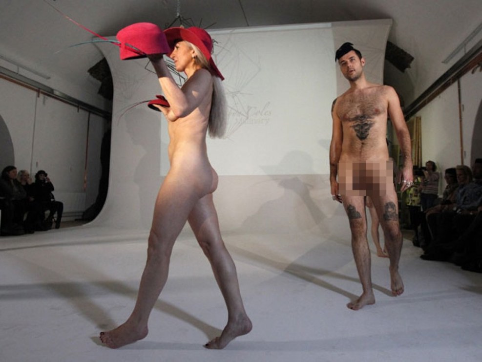 Naked Fashion Charlie Le Mind