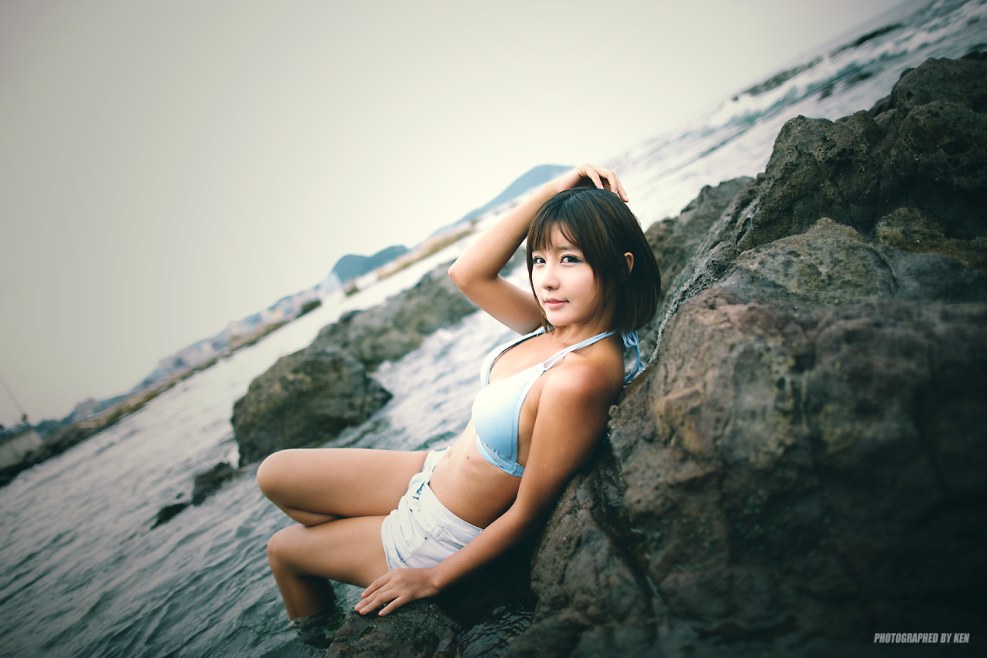 Ryu Ji Hye swimsuit 2020