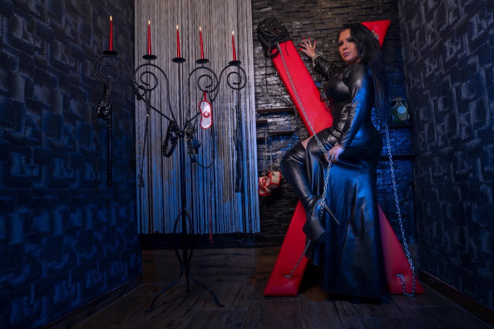 Mistress Kennya Bucharest