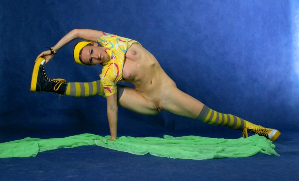 Naked gymnasts on twine