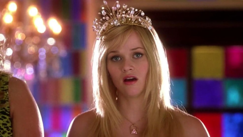 Reese Witherspoon Blonde in Law 2