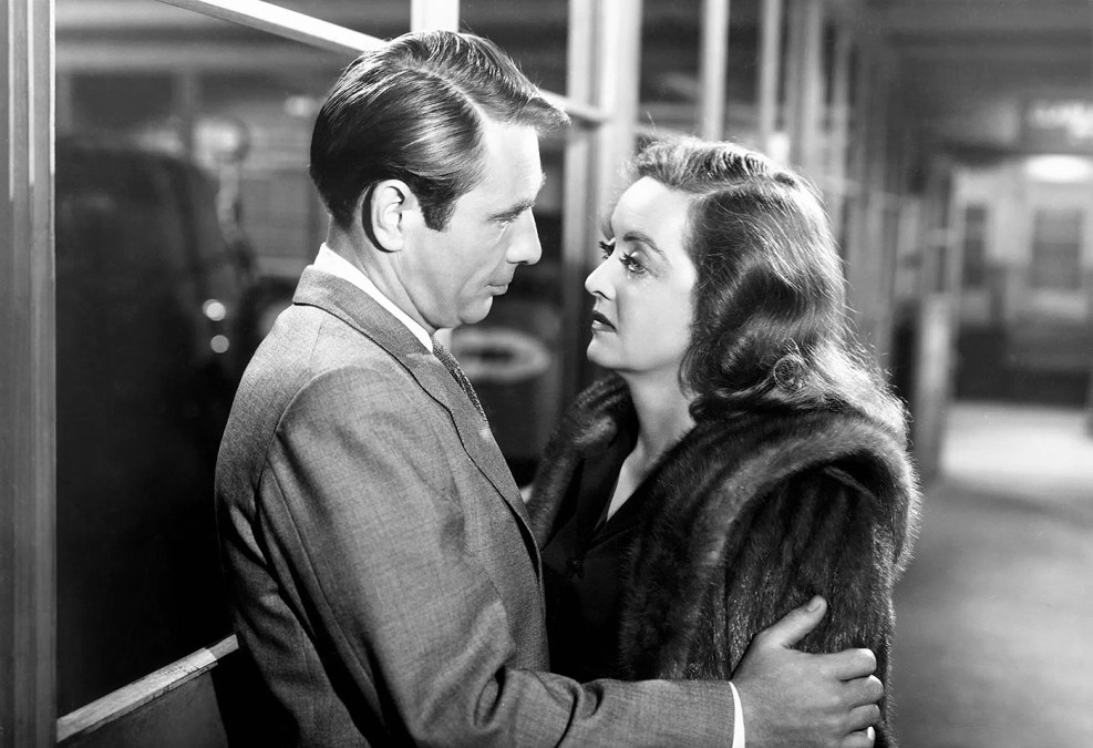 Bett Davis, Marilyn Monroe in the movie "All About Eve"