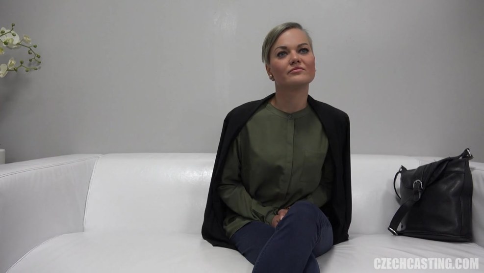 Czech Casting with short haircut