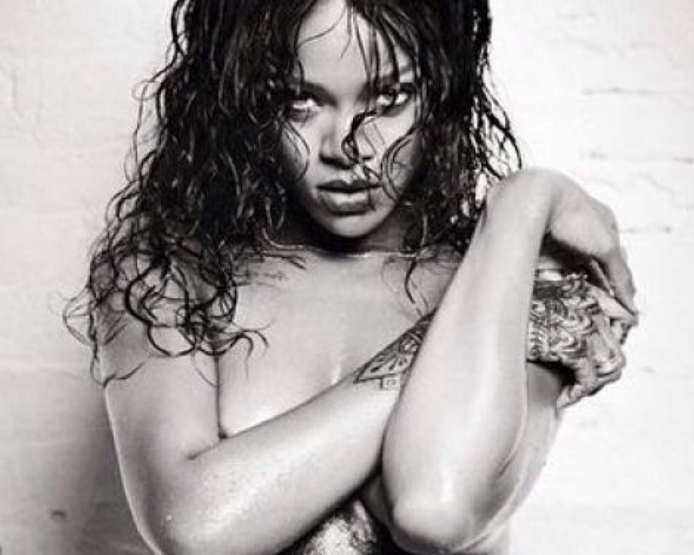 Rihanna Wallpaper Legs