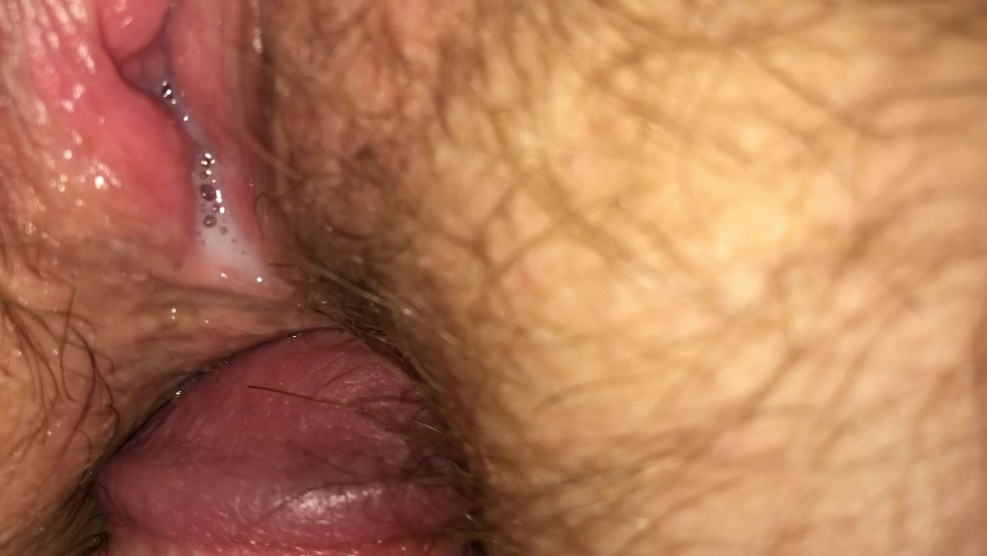 Romi Rhine with an open mouth