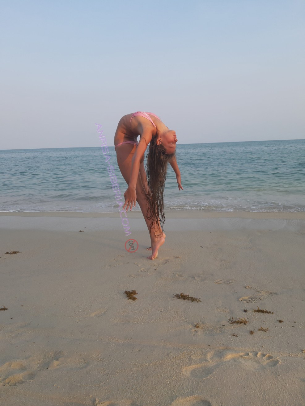 Anfisa Arkhipchenko Jorge Nava