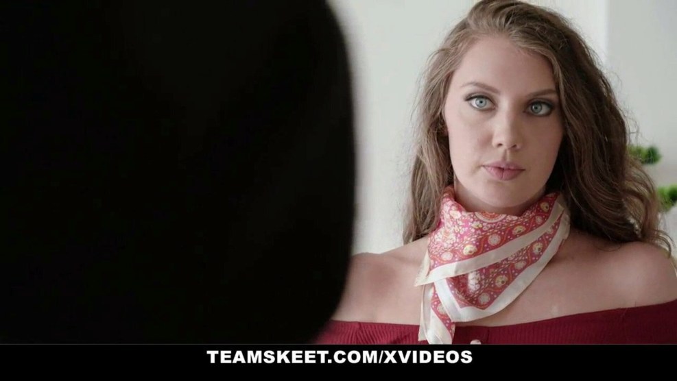 Elena Cat in full height