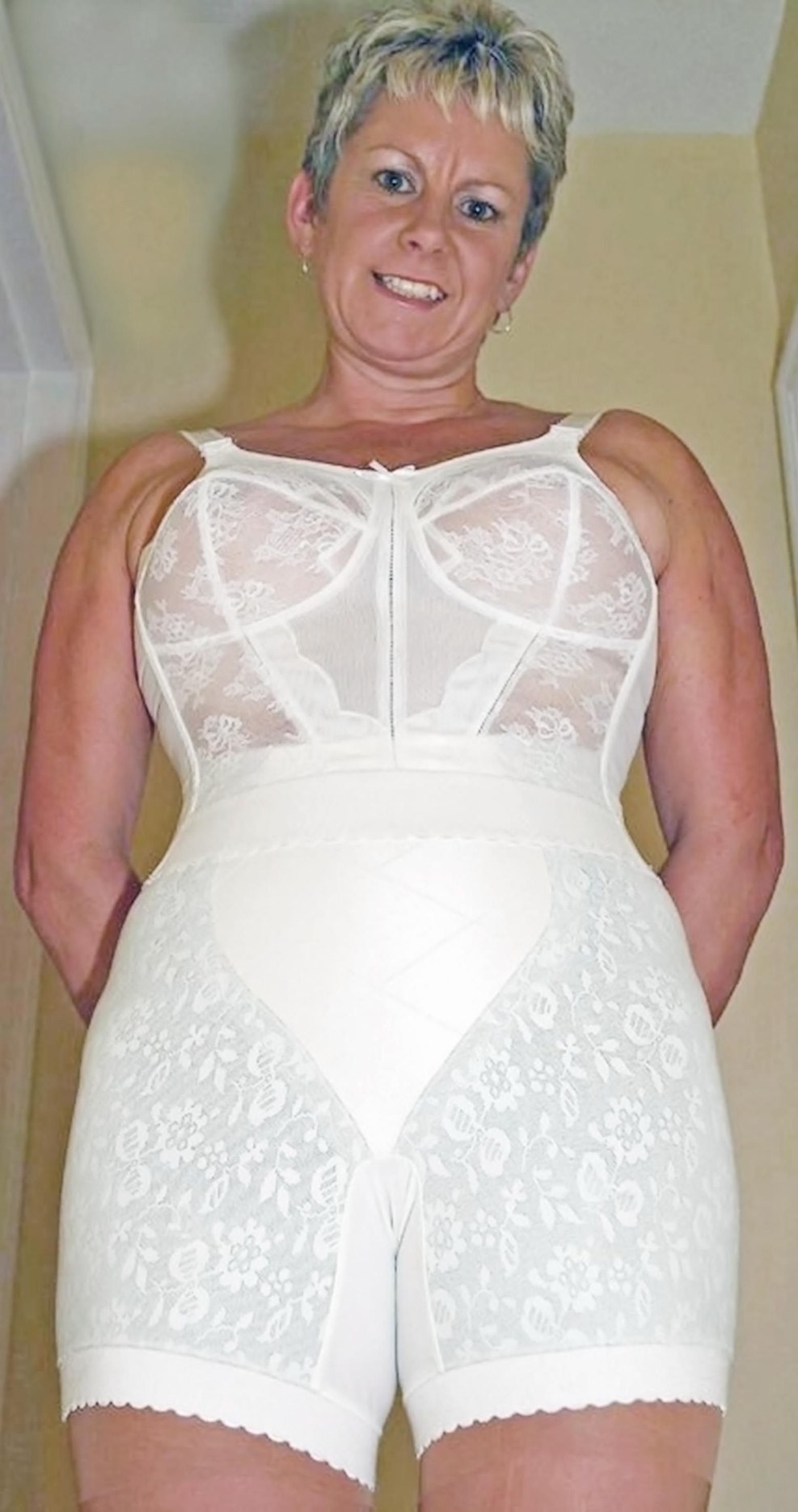 Pantalones on women volume 12