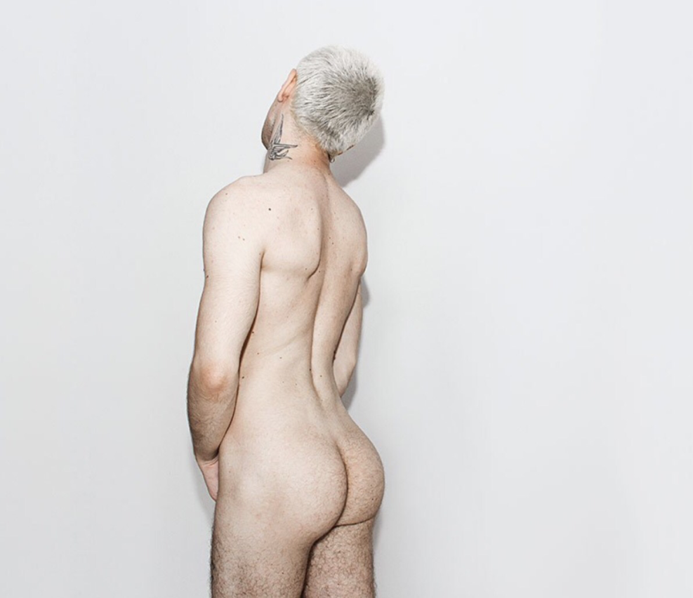 Naked Freddy Krave photographer and his boyfriend