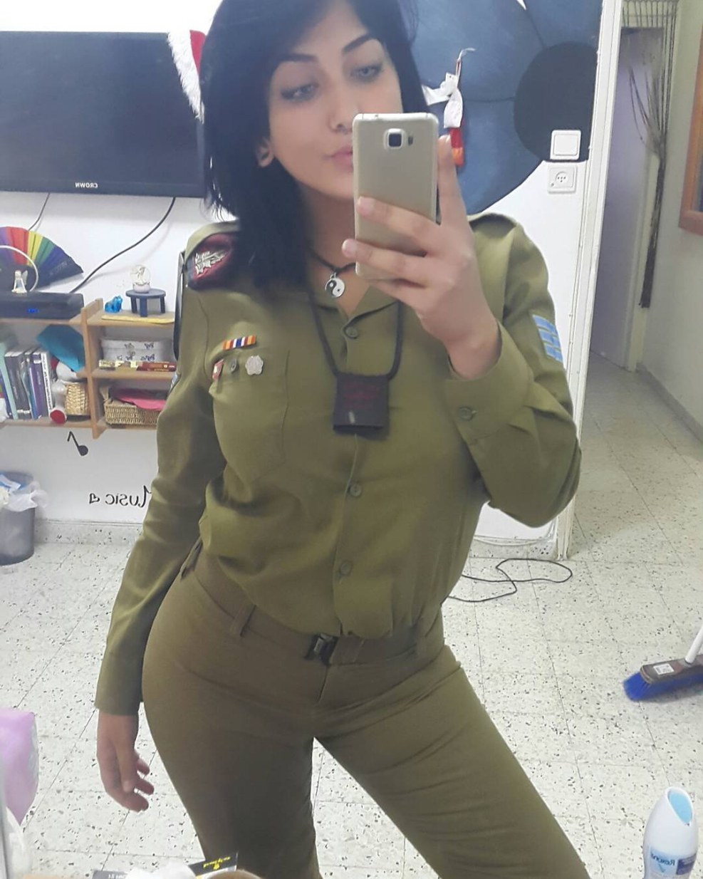 ISRAELI AVITAL AKKO