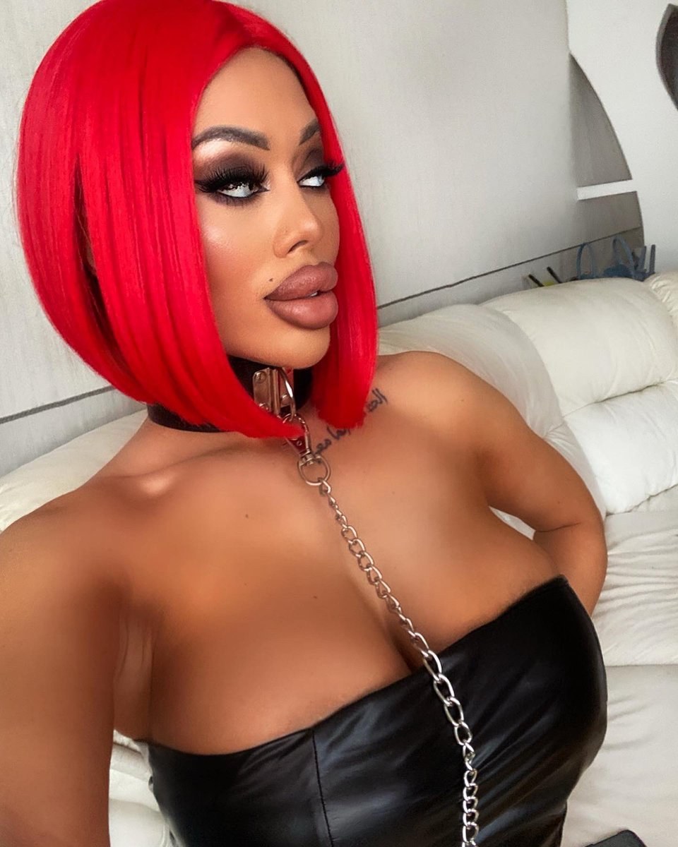 Alexander Tikhomirov Sasha Markina